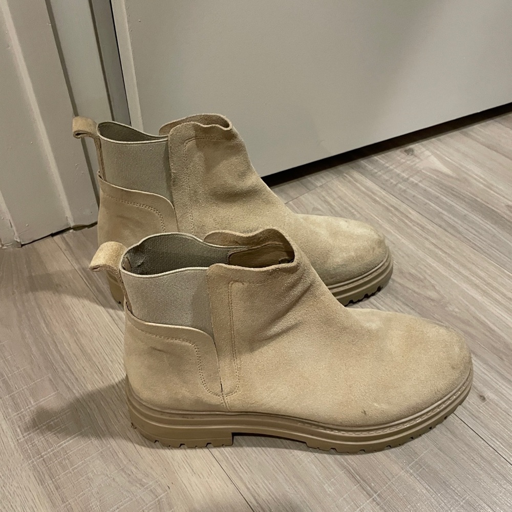 Steve Madden booties